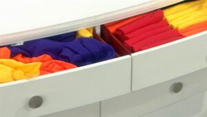 tdy_jones_folding_160428.today-inline-vid-featured-desktop