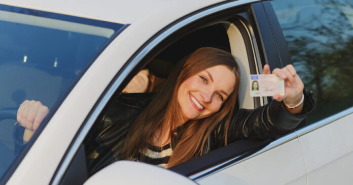 drivers_license_fb-865x452