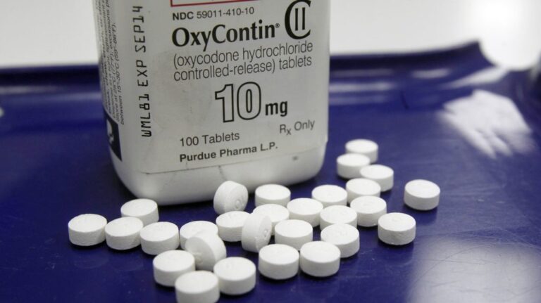 Florida Blue halts coverage of OxyContin